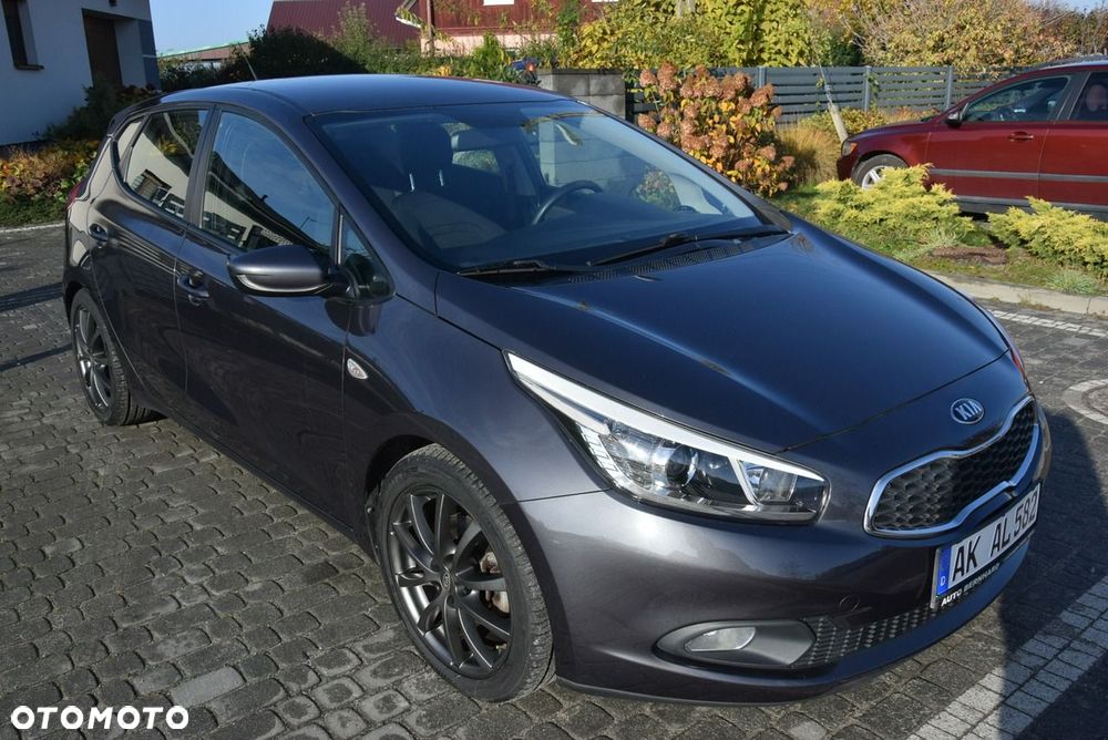 Kia Ceed 1.4 CVVT Attract - 6
