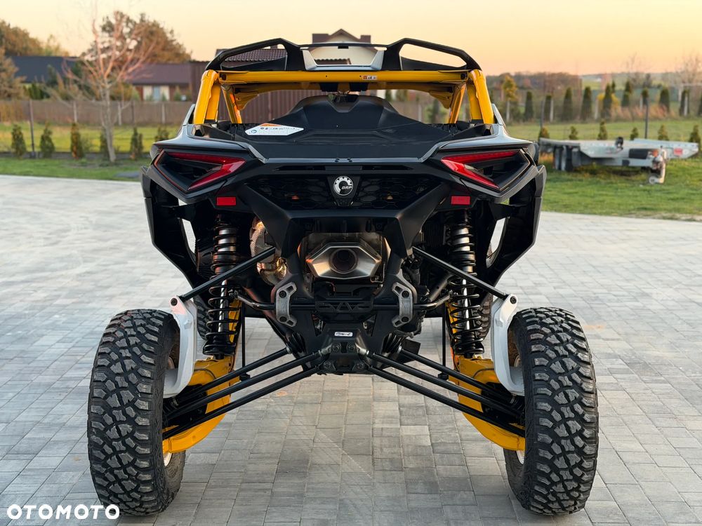 Can-Am Maverick - 14
