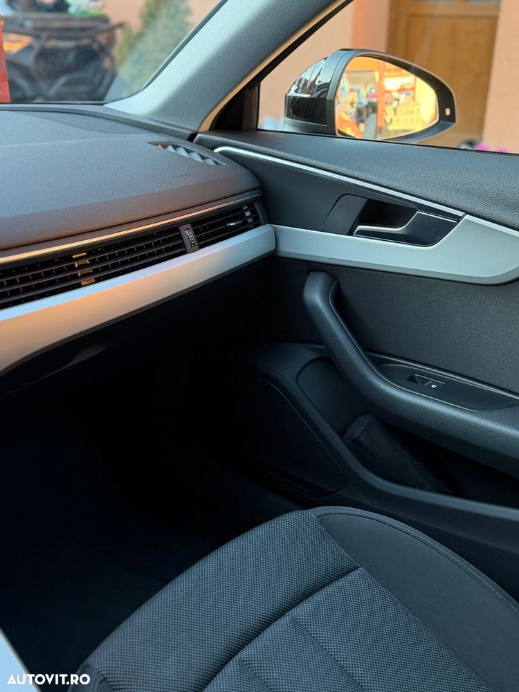 Audi A4 35 TDI S tronic - 27