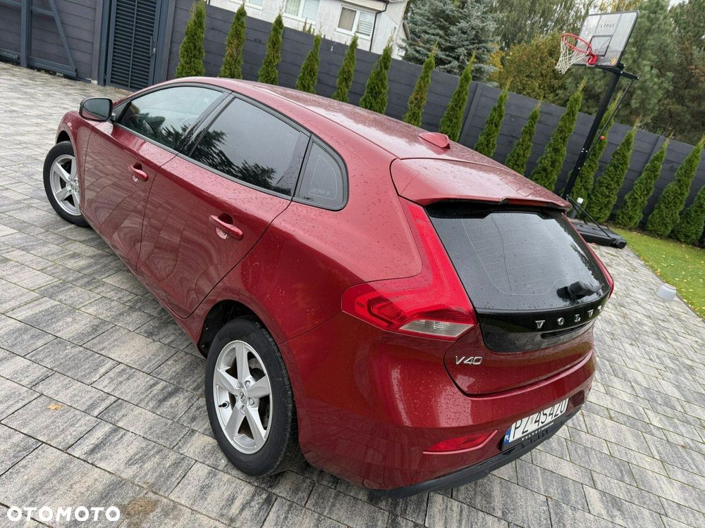 Volvo V40 - 13