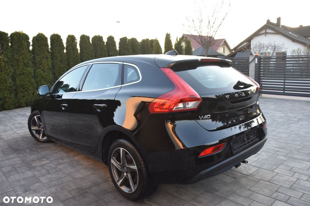 Volvo V40 D2 Drive-E Momentum - 3