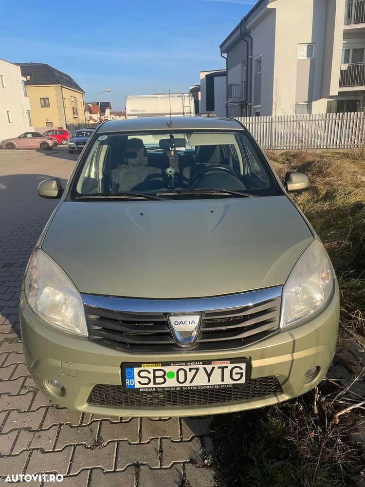 Dacia Sandero 1.4 MPI Laureate - 2