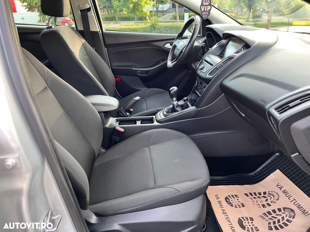 Ford Focus 1.6 TDCi DPF Start-Stopp-System SYNC Edition - 18