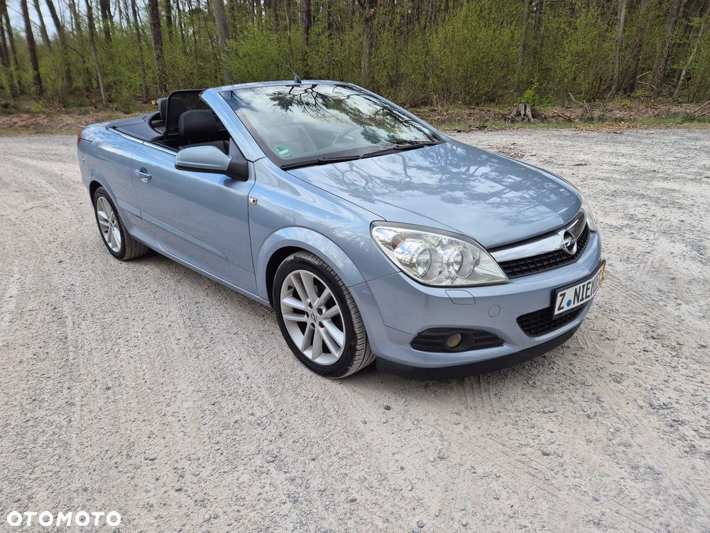 Opel Astra 1.8 Cosmo - 9