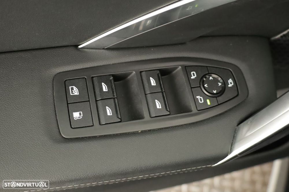 BMW X1 xDrive25e - 18