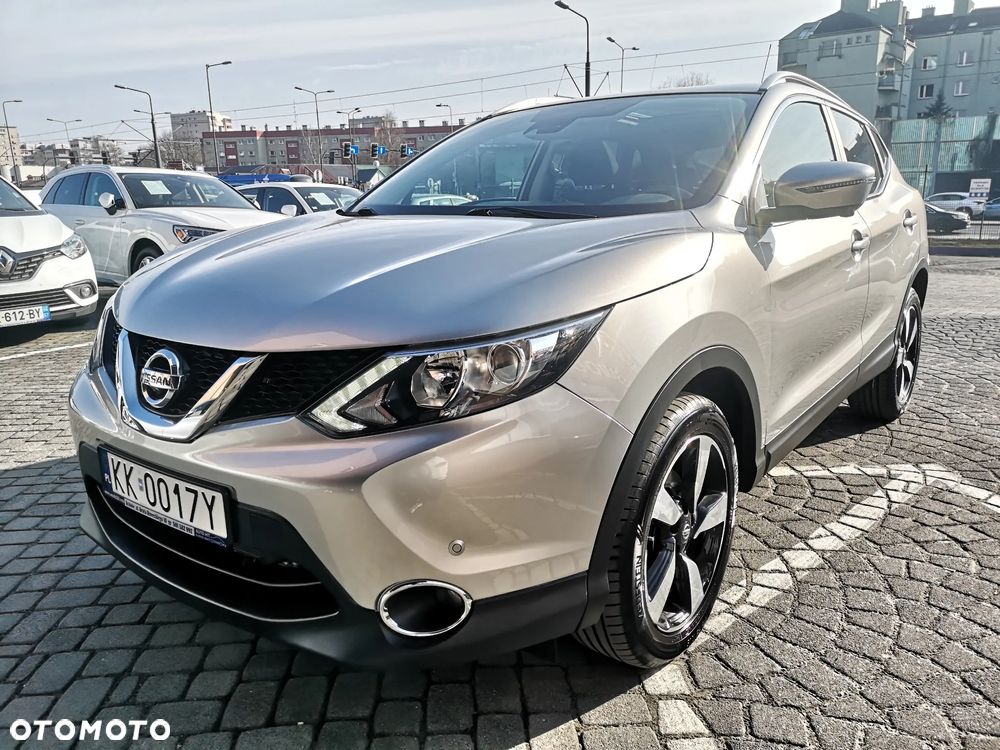 Nissan Qashqai - 1