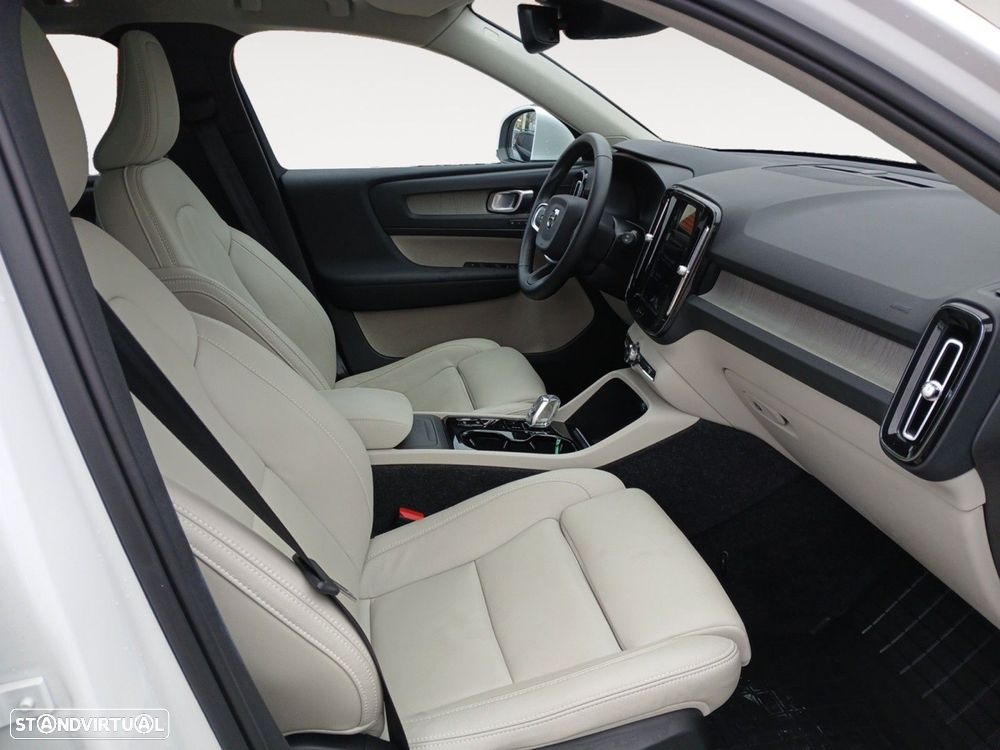 Volvo XC 40 2.0 T5 Inscription - 15