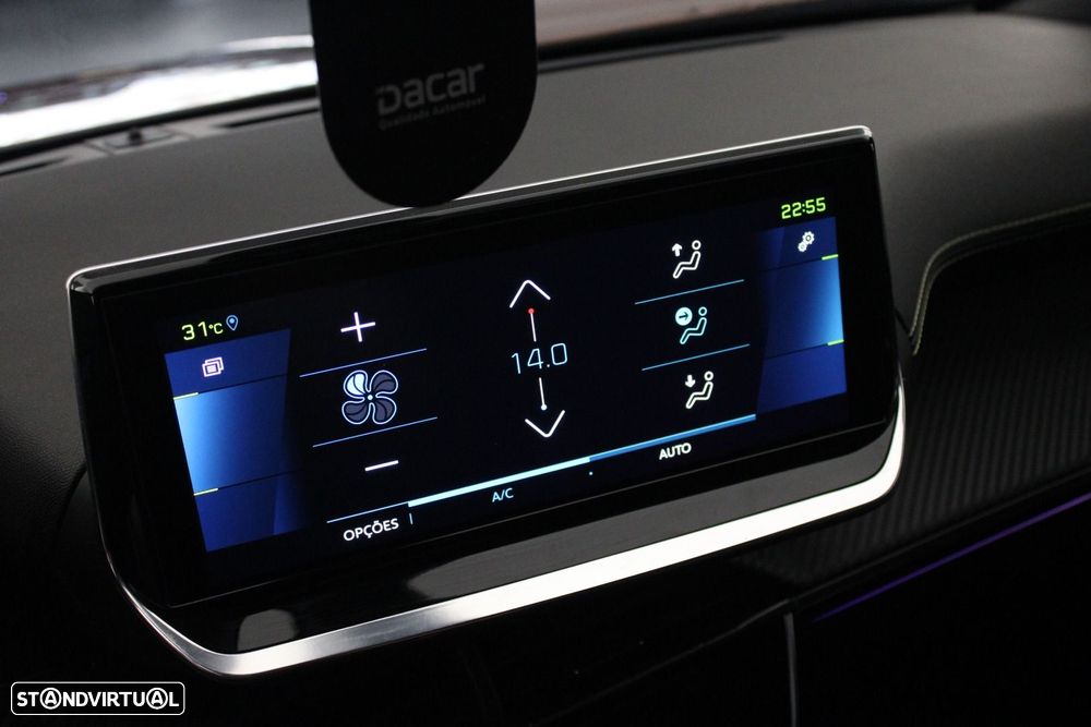 Peugeot e-2008 50 kWh GT - 16