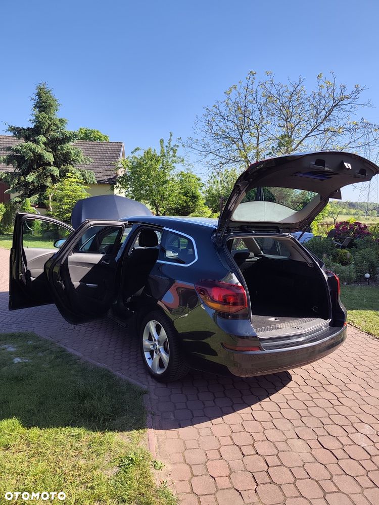 Opel Astra - 1