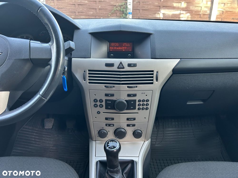 Opel Astra - 28