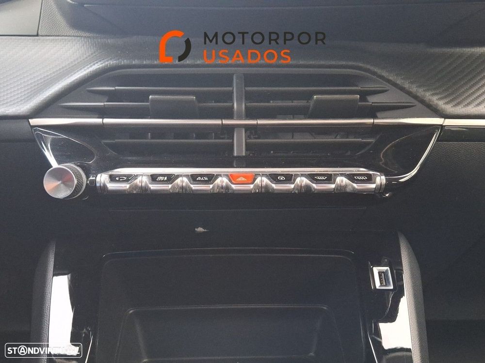 Peugeot 208 1.2 PureTech Active Pack - 16