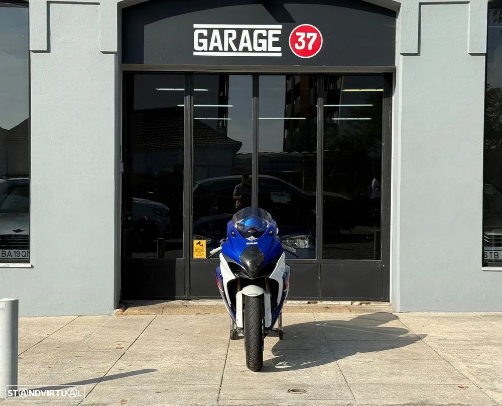 Suzuki GSX-R - 3