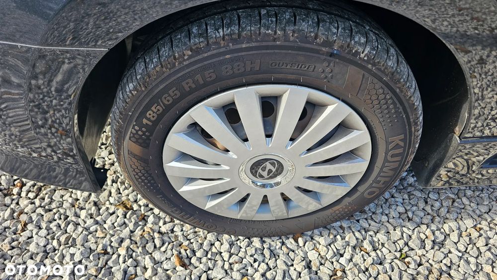 Hyundai i30 1.6 CRDi Base EU5 - 18