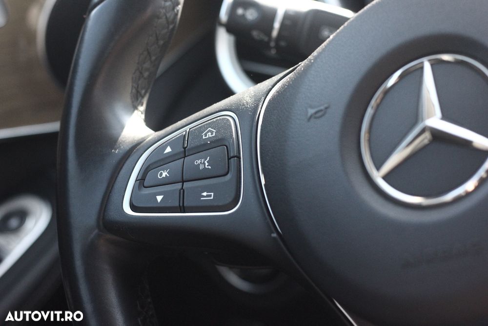 Mercedes-Benz C - 16