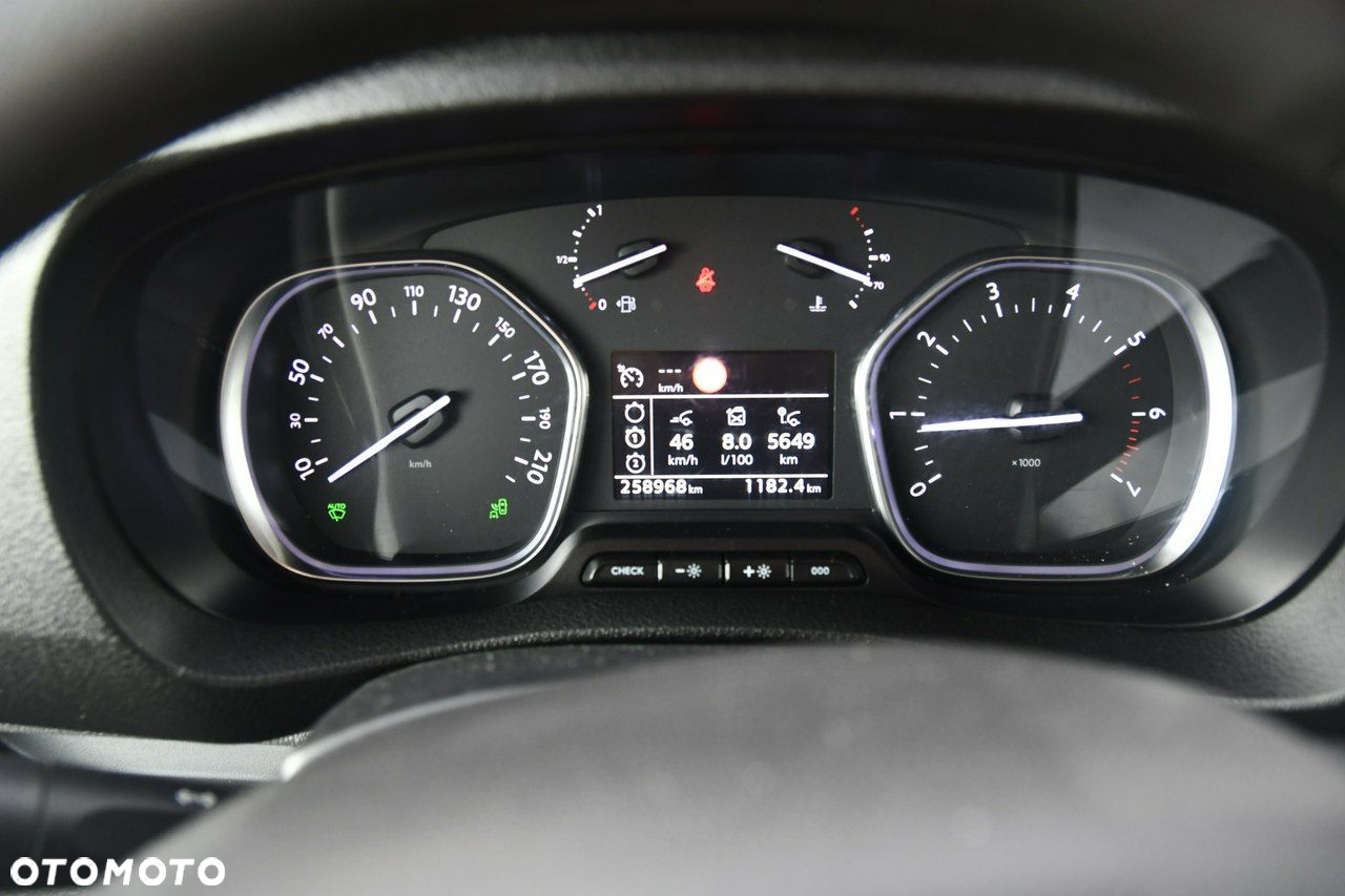 Peugeot Expert - 25