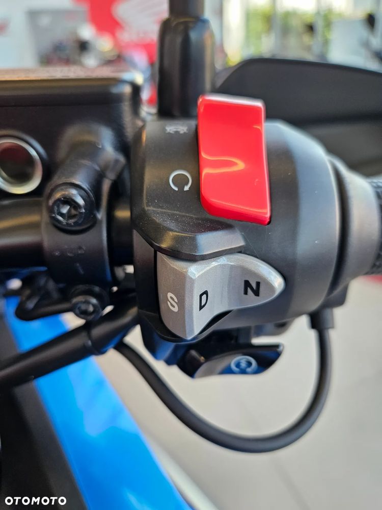 Honda NC - 18