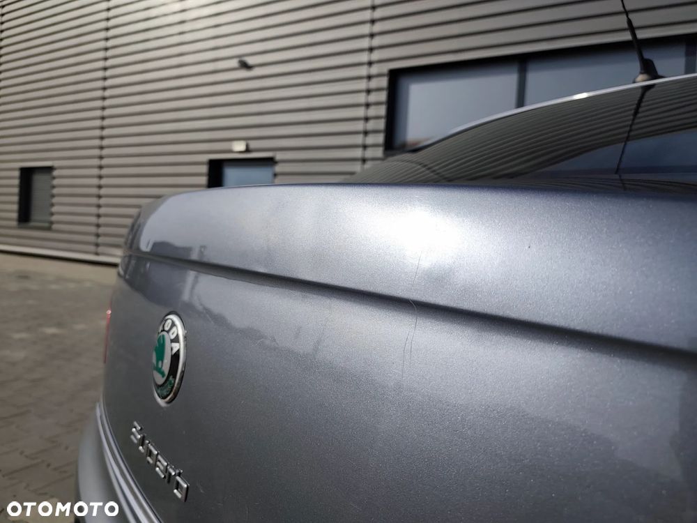 Skoda Superb 1.8 TSI Elegance DSG - 7