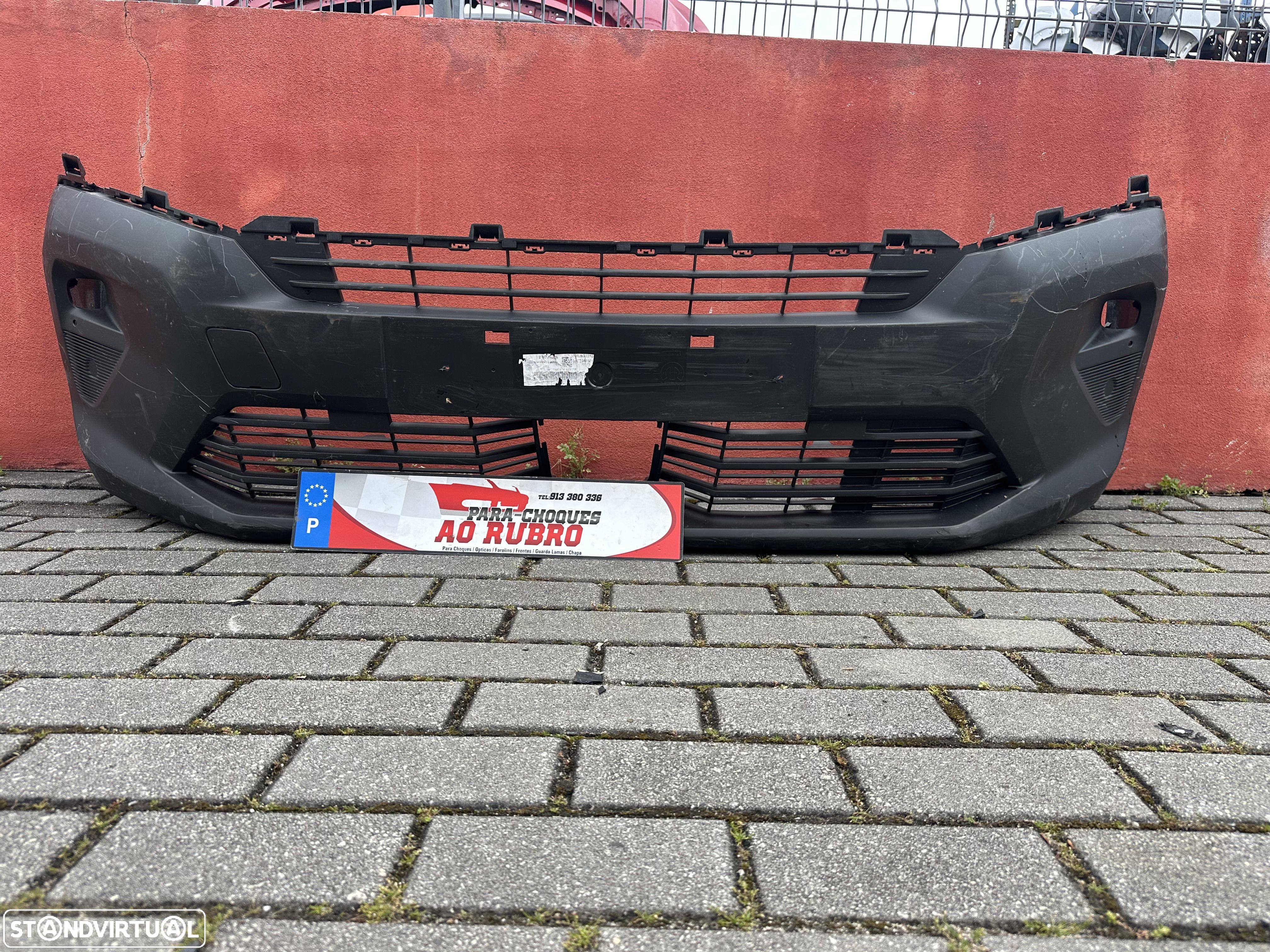Parachoque Citroen berlingo 2024 - 1