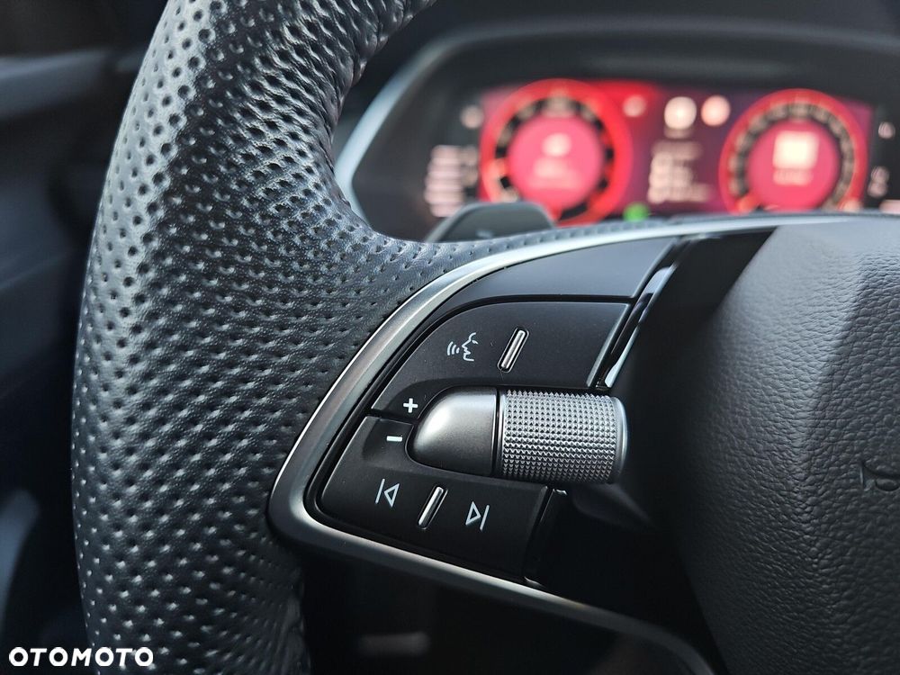 Skoda Octavia 2.0 TDI Sportline DSG - 20