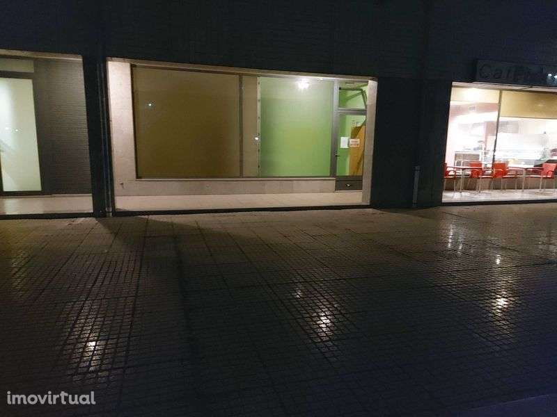 Arrendamento de Loja em Valongo – 158,50 m² - Grande imagem: 2/2