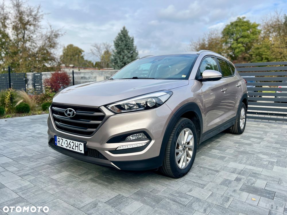 Hyundai Tucson blue 1.7 CRDi 2WD Intro Edition - 1