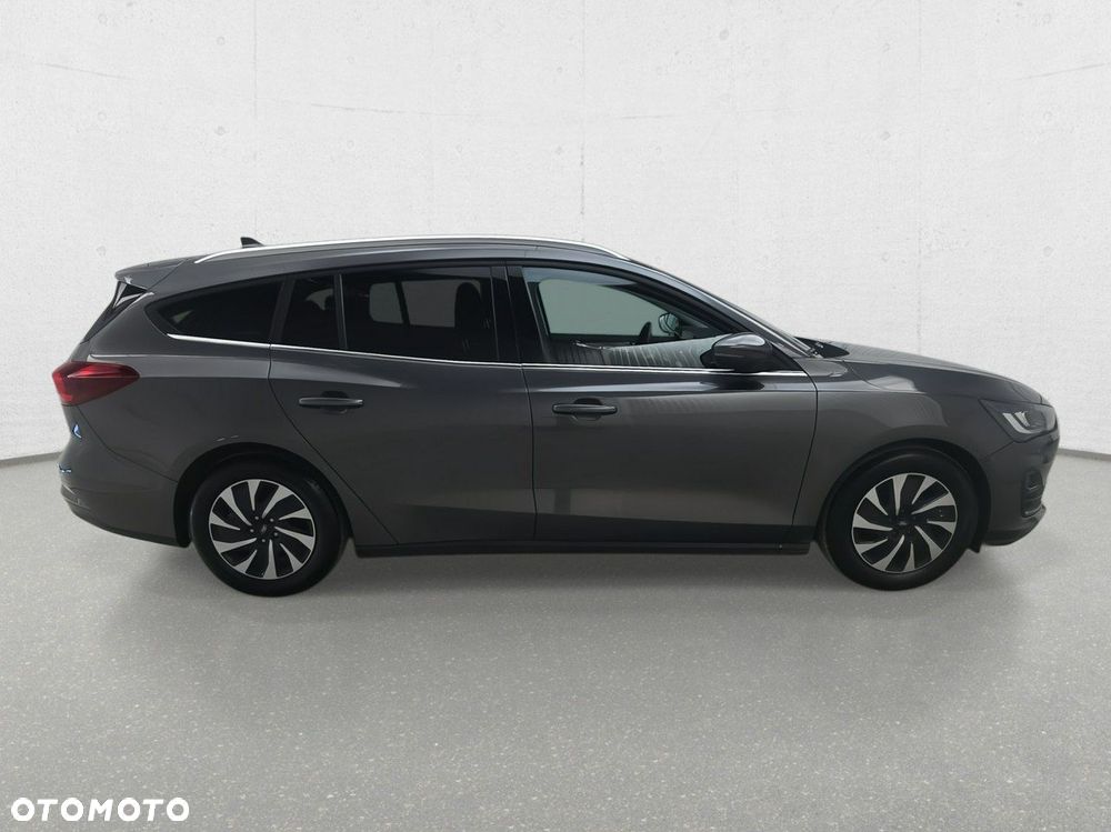 Ford Focus - 8