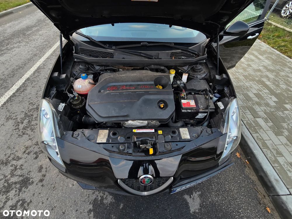 Alfa Romeo Giulietta 1.6 JTDM 16V Super - 24