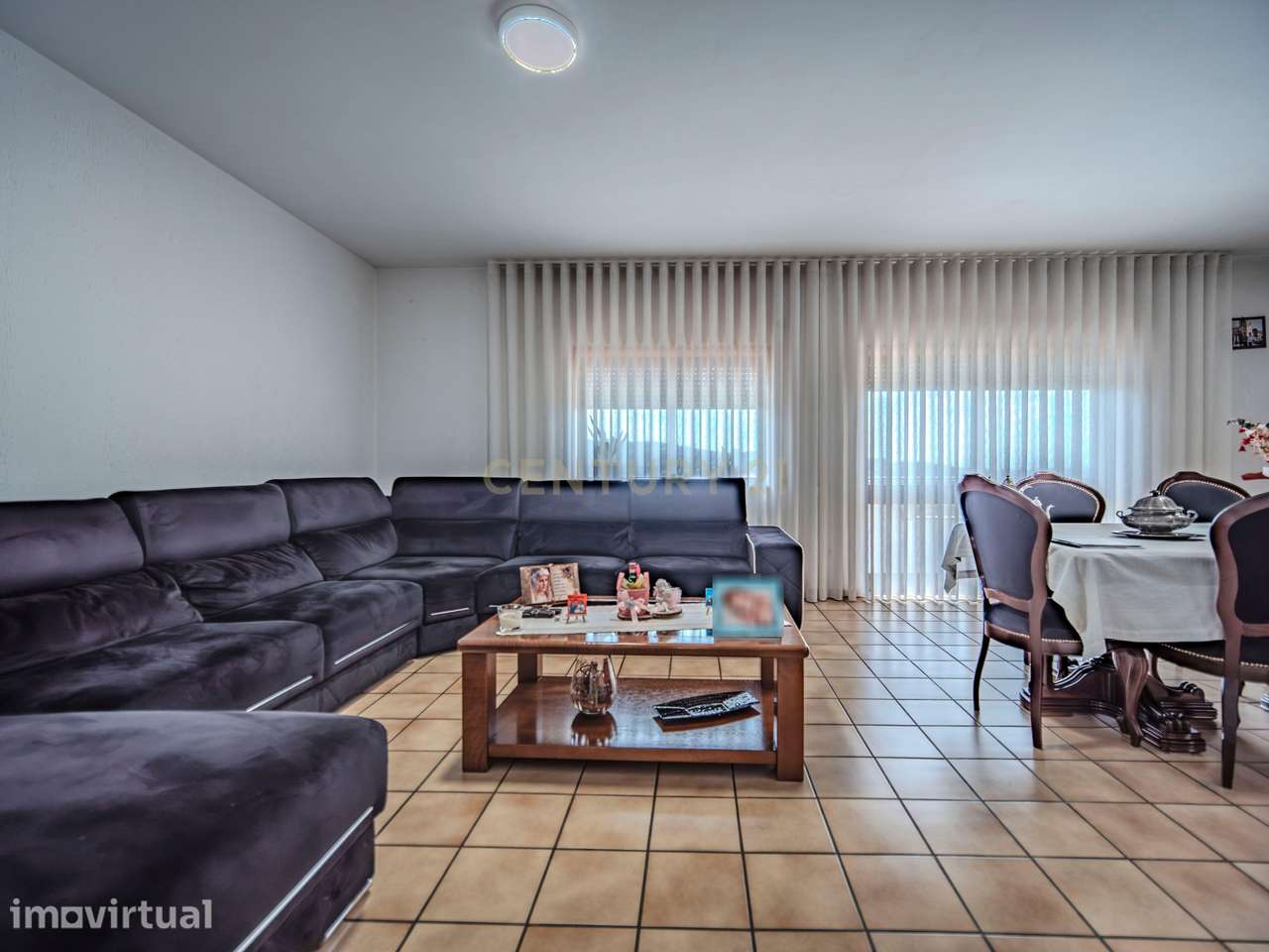 Moradia T5 com Piscina e 1.600 m² de Terreno em São Salvador do Campo - Grande imagem: 3/60
