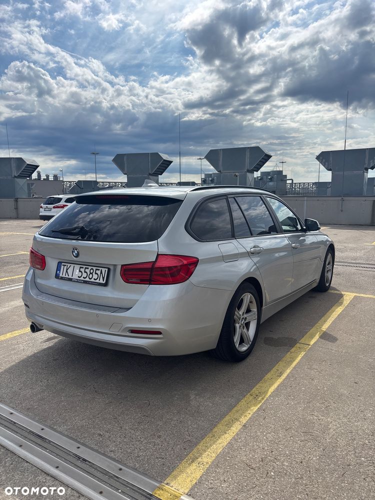 BMW Seria 3 318d - 5