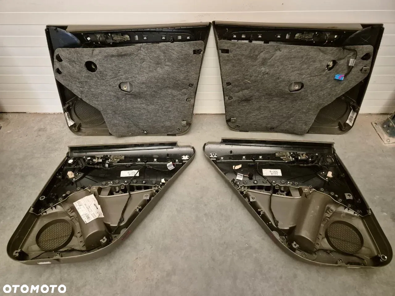 VW AUDI SEAT SKODA BOCZEK DRZWI - 16