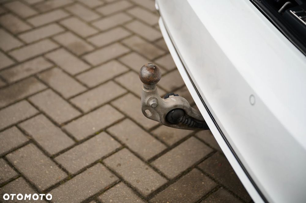 Volvo V90 D4 Geartronic R Design - 26