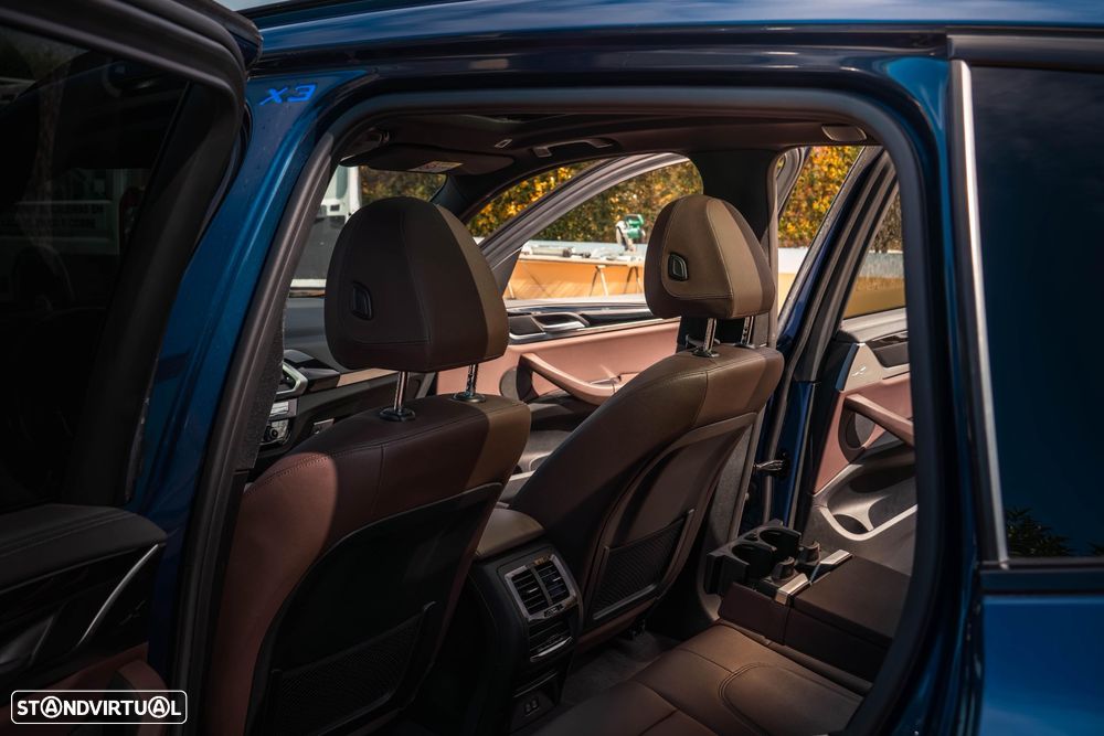 BMW iX3 Inspiring - 10