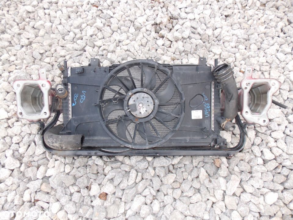 chłodnice belka przód zderzak volvo S40 V50 2.0 D - 2