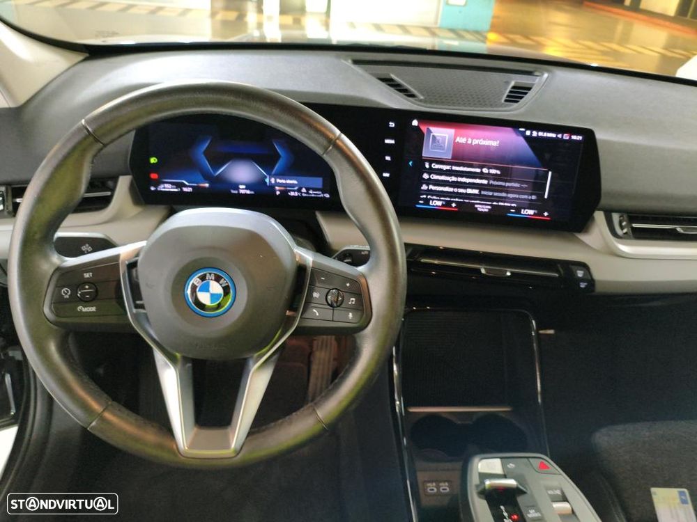 BMW X1 xDrive25e - 8