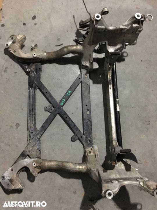 punte fata Audi A4 an fabricație 2011 - 1