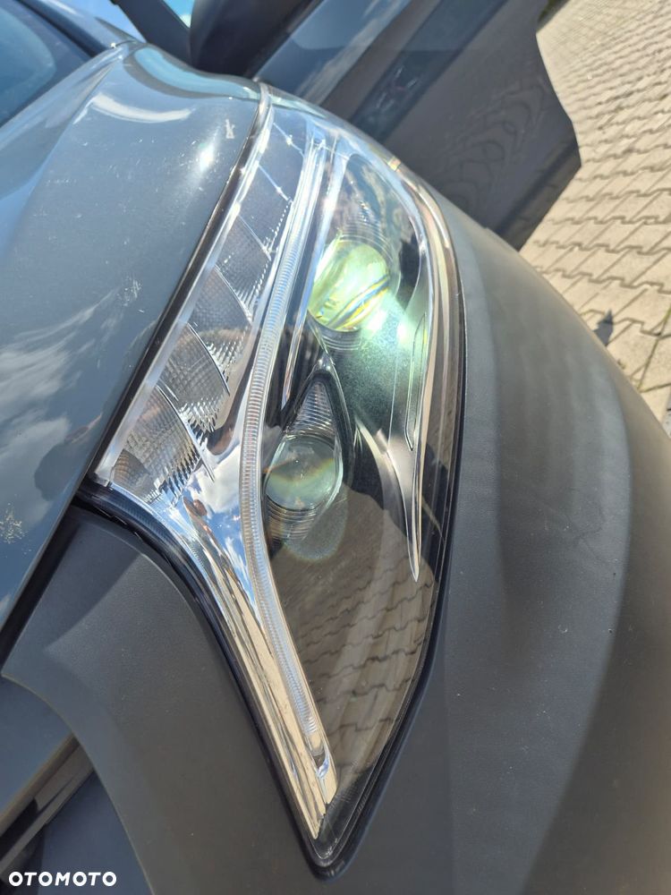 Mercedes-Benz Vito 110 CDi - SERWISOWANY - NISKI PRZEBIEG - RZADKI KOLOR - BOGATE WYPOSAŻENIE - EURO 6 - 31