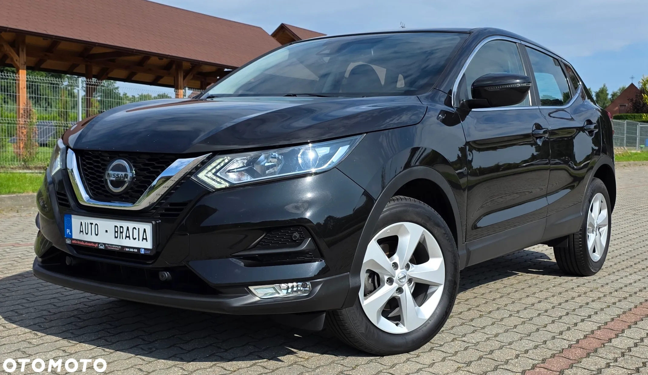 Nissan Qashqai 1.3 DIG-T TEKNA - 31