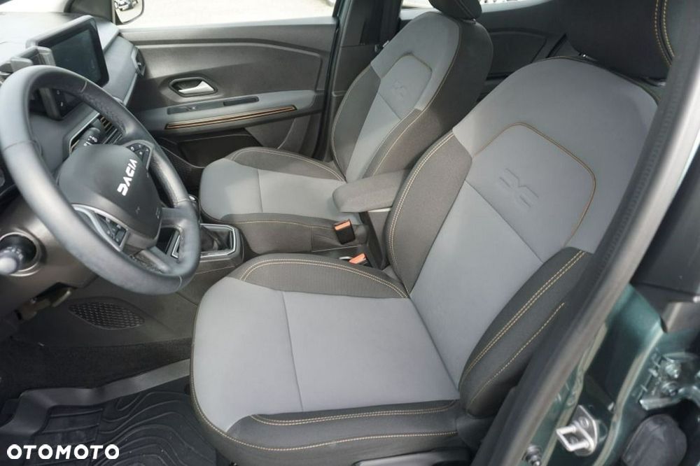 Dacia Sandero Stepway 1.0 TCe Extreme CVT - 9