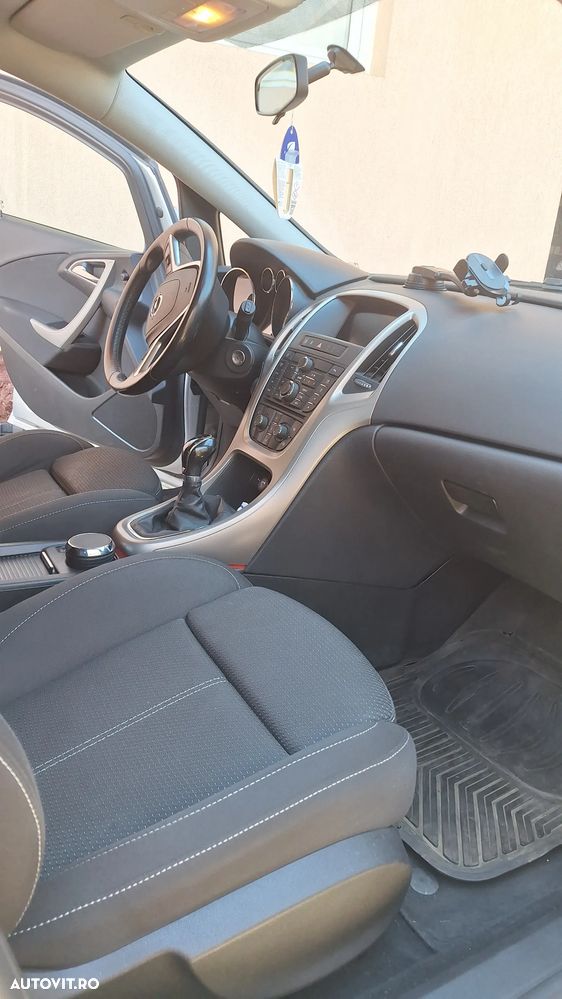 Opel Astra - 6