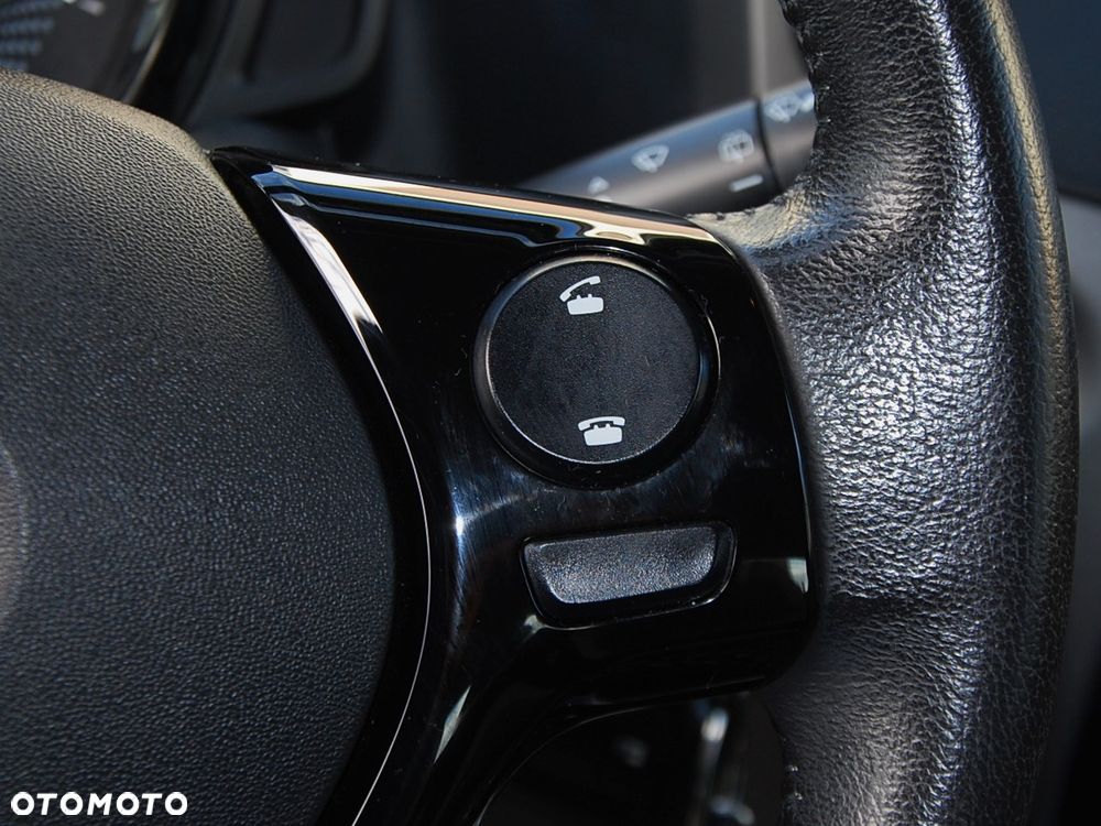Toyota Aygo x-play - 26