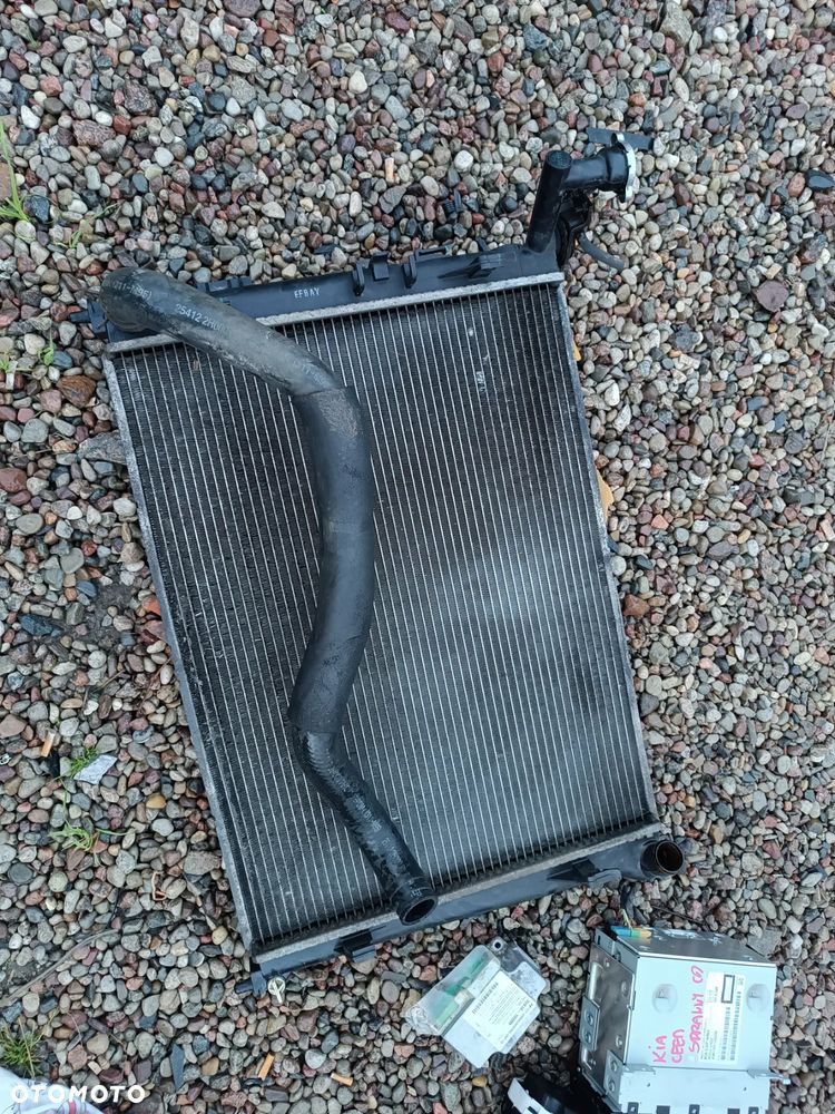 CHŁODNICA WODY KIA CEED 1.4 BENZYNA 06-12 BENZYNA - 2