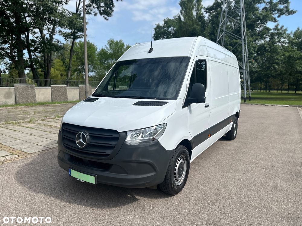 Mercedes-Benz eSprinter - 2