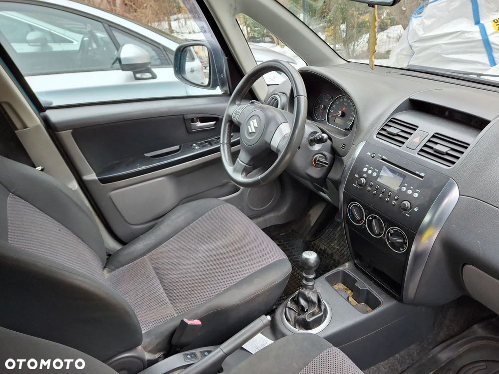 Suzuki SX4 - 6