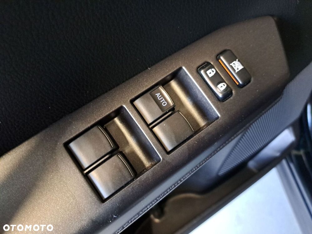 Toyota RAV4 Hybrid Premium 4x4 - 38