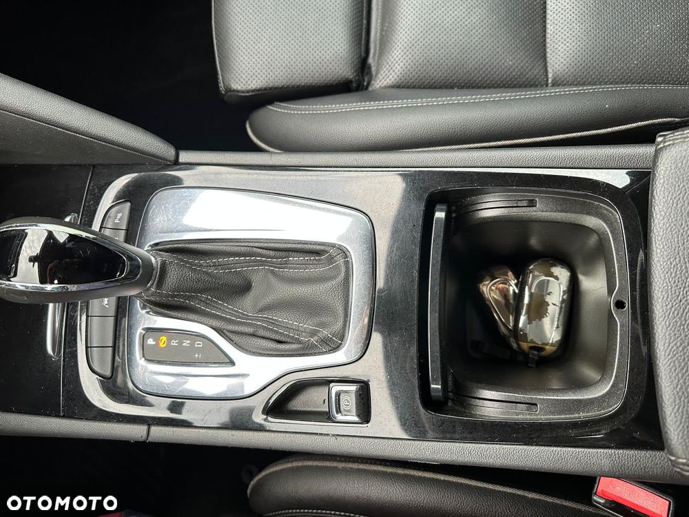 Opel Insignia 2.0 Automatik Business Innovation - 32