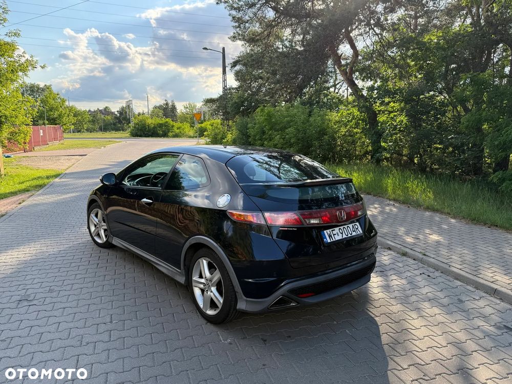Honda Civic 1.8 TypeS - 4