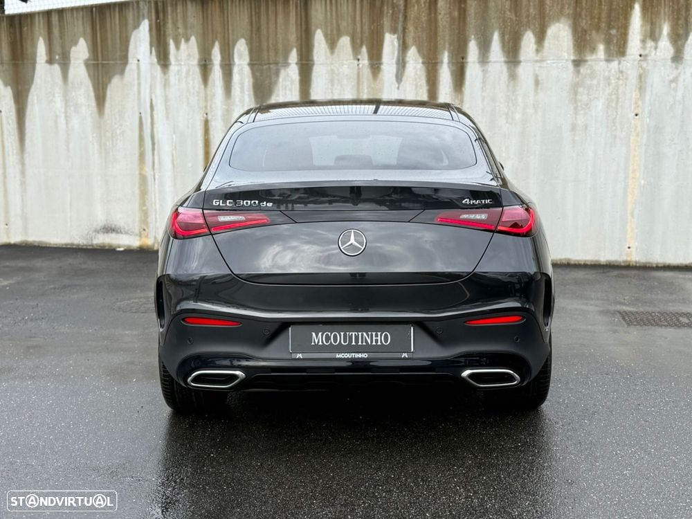 Mercedes-Benz GLC 300 de Coupe 4Matic - 4