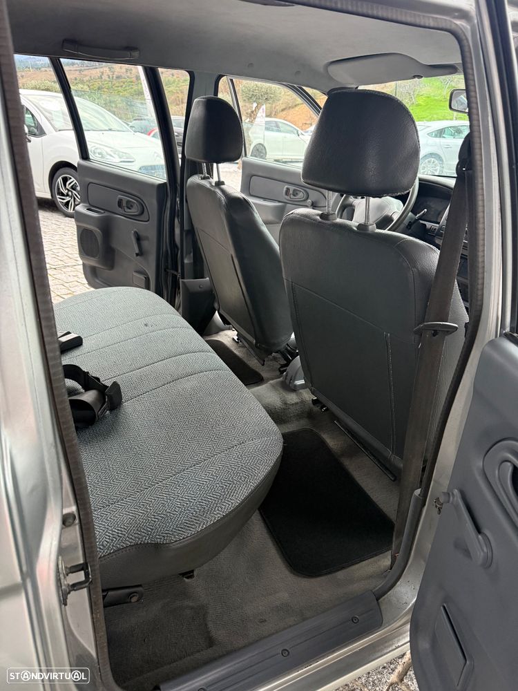 Mitsubishi L200 2.5 D CD - 10