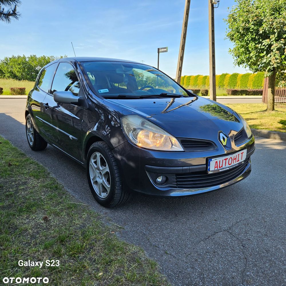 Renault Clio 1.6 Confort Privilege - 5