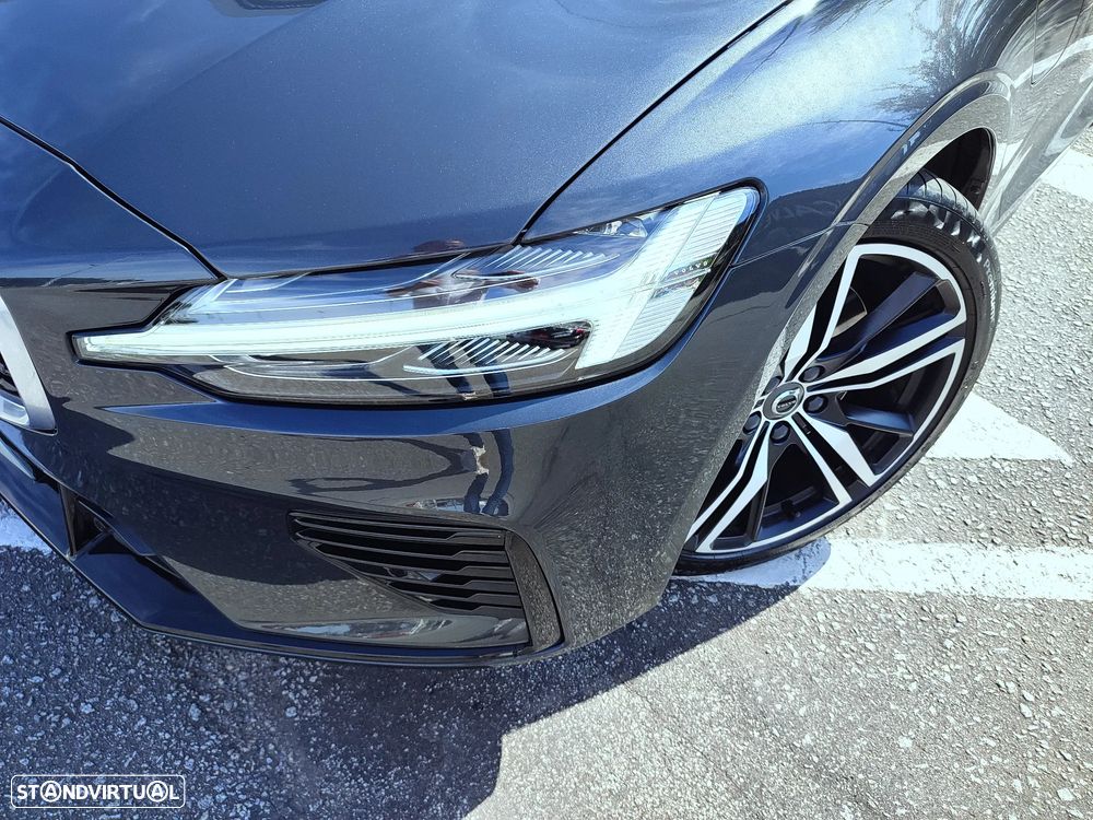 Volvo V60 2.0 T8 AWD TE R-Design - 35